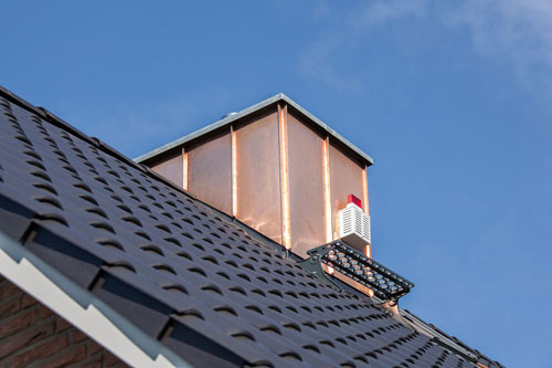 Metall Fassade und Dach